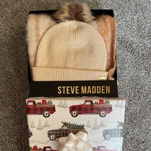 *NEW* blanket scarf and beanie gift set